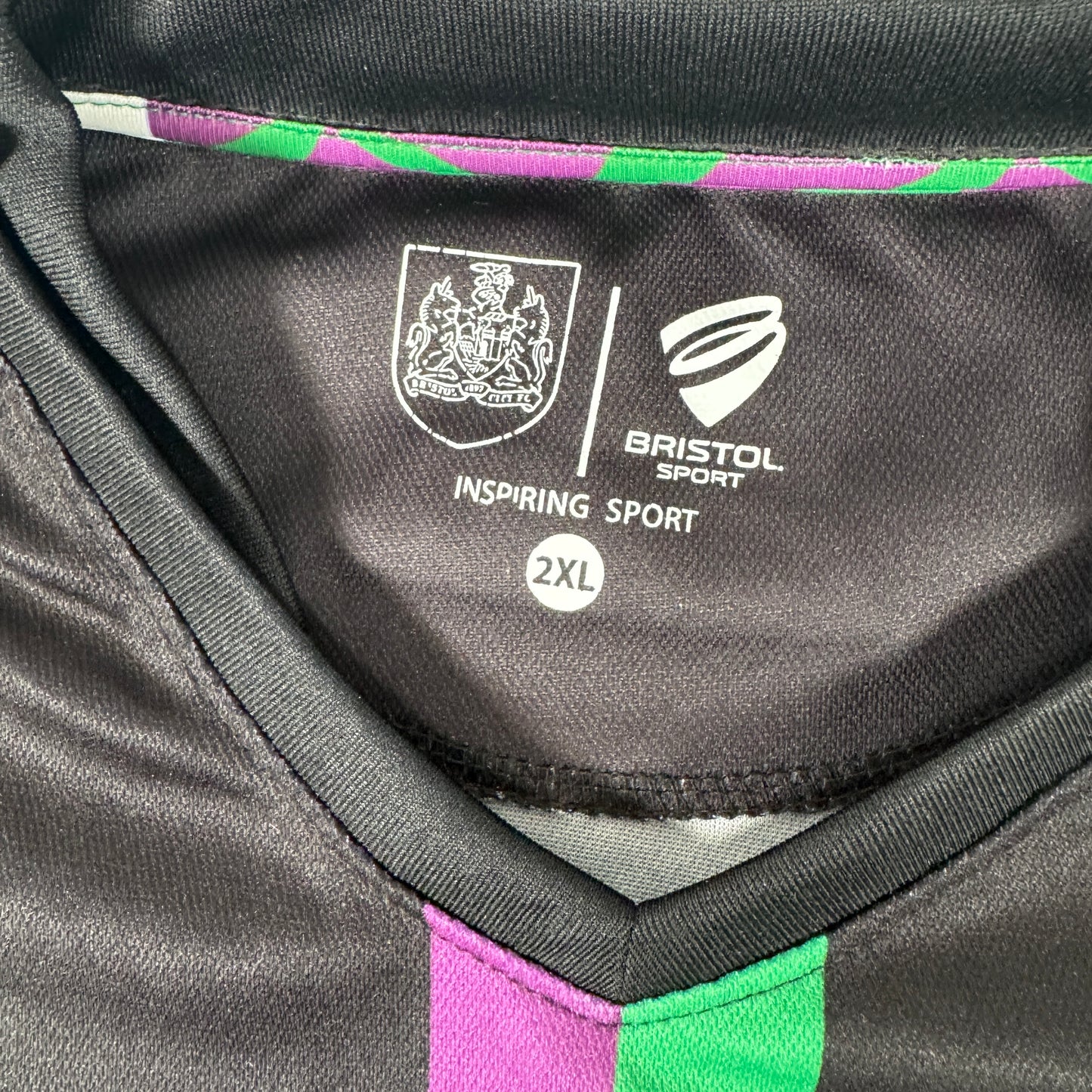 Bristol City 2015/2016 Away Football Shirt 2XL – Football Shirt Kingdom
