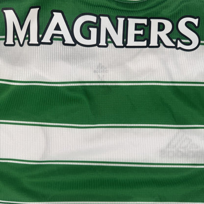 Celtic 2021/2022 home football shirt, size Medium