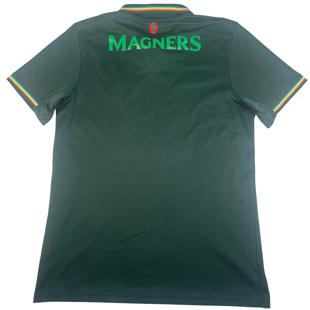 Back of Celtic 2022/2023 fourth football shirt, size Medium