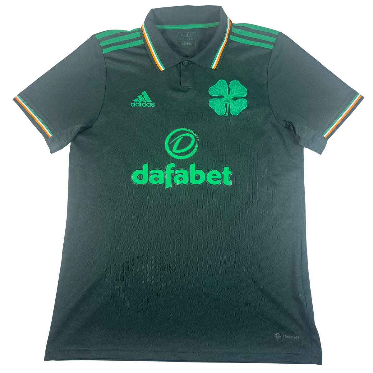 Front of Celtic 2022/2023 fourth football shirt, size Medium