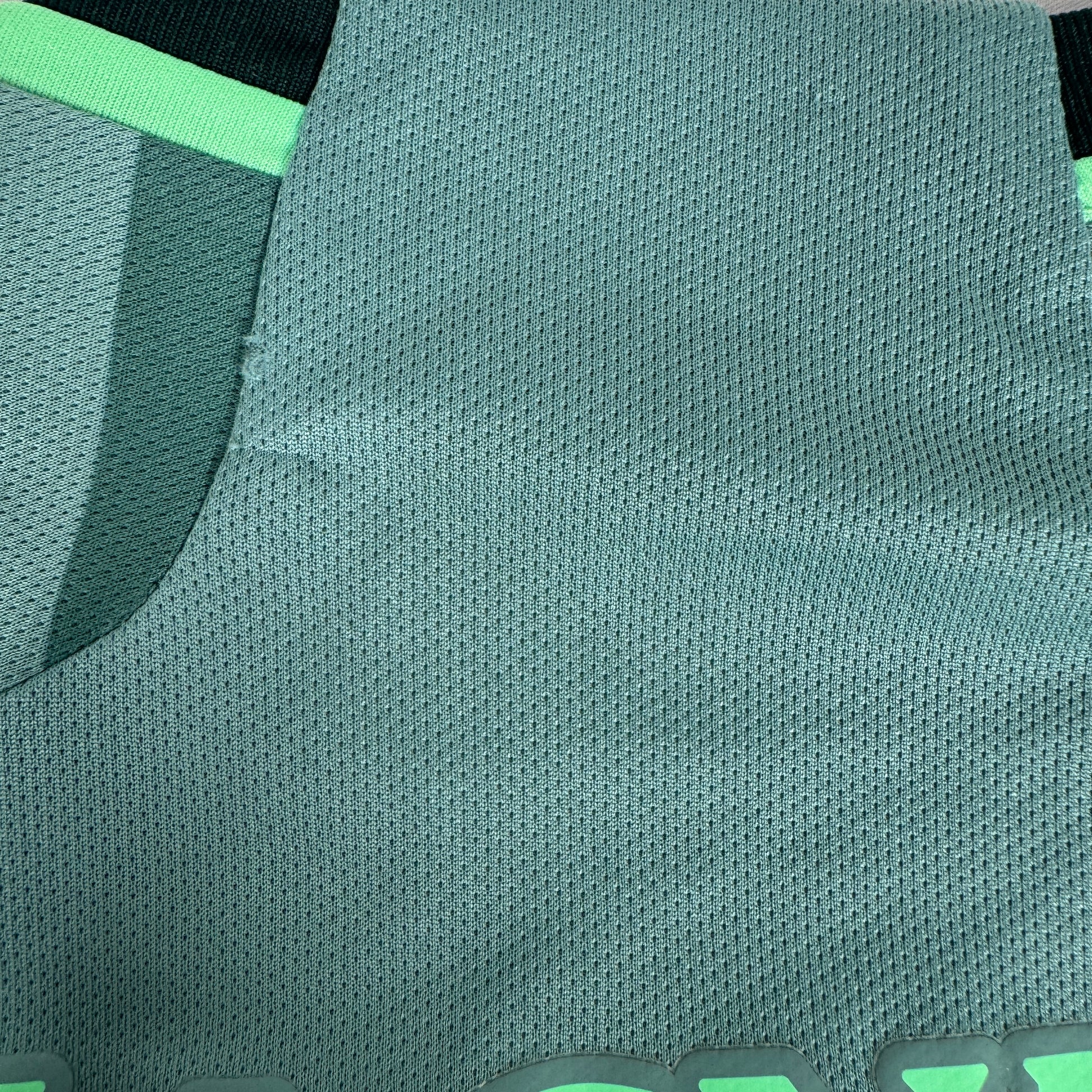 Celtic 2023/2024 Third Football Shirt Small – Football Shirt Kingdom
