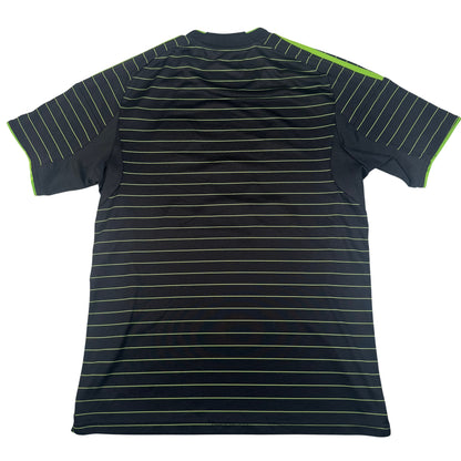 Back of Celtic 2025/2026 away football shirt, size Medium