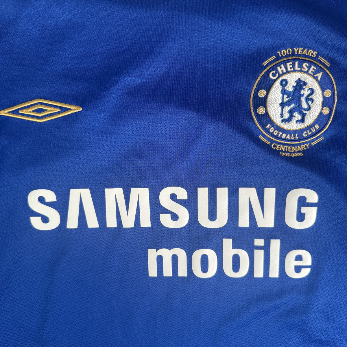 Close-up of Chelsea 2005/2006 home football shirt, size XXL