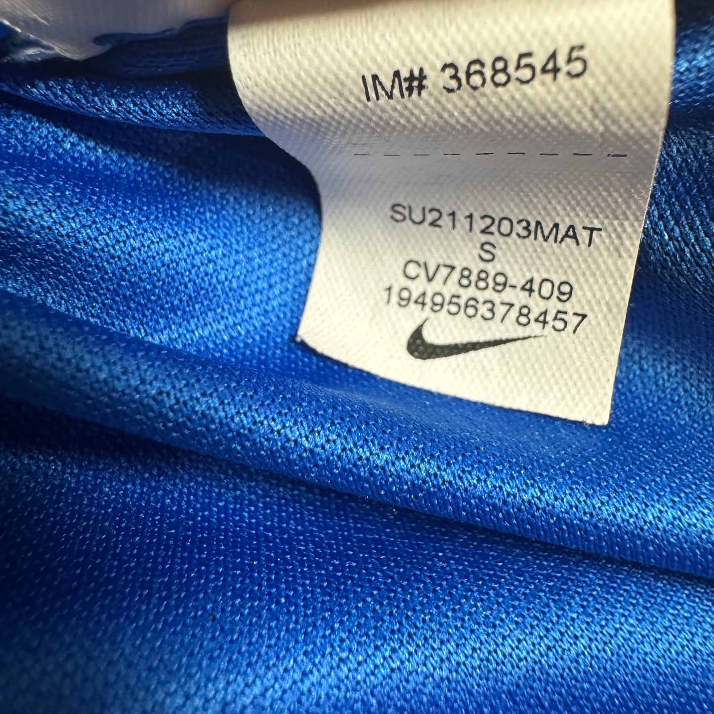 MOUNT 19 Chelsea 2021/2022 Home Football Shirt Small – Football Shirt Kingdom