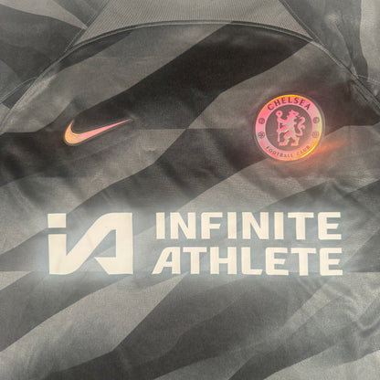 Chelsea 2023/2024 Goalkeeper Football Shirt Large — front close-up