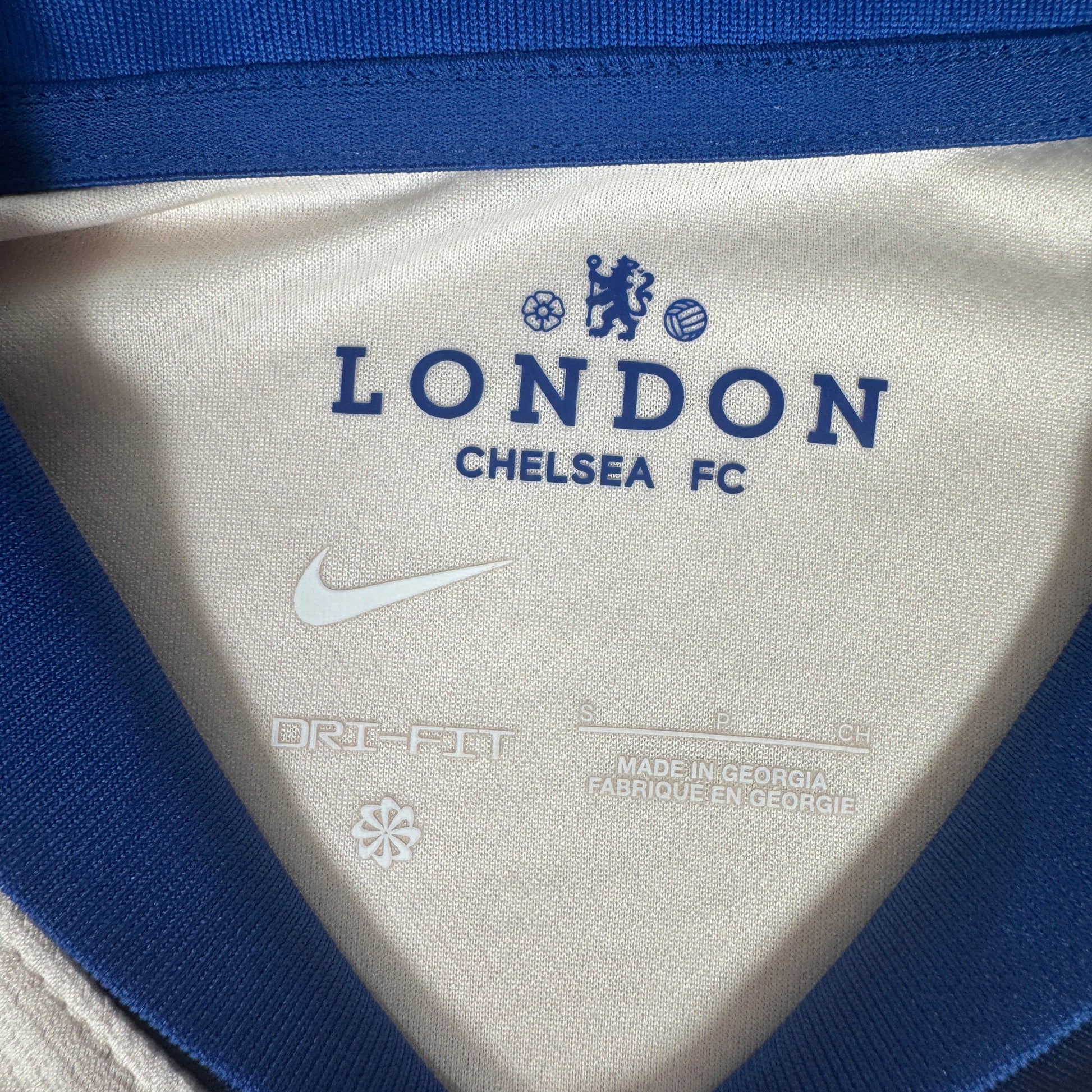 Chelsea 2024/2025 Away Football Shirt Small – Football Shirt Kingdom