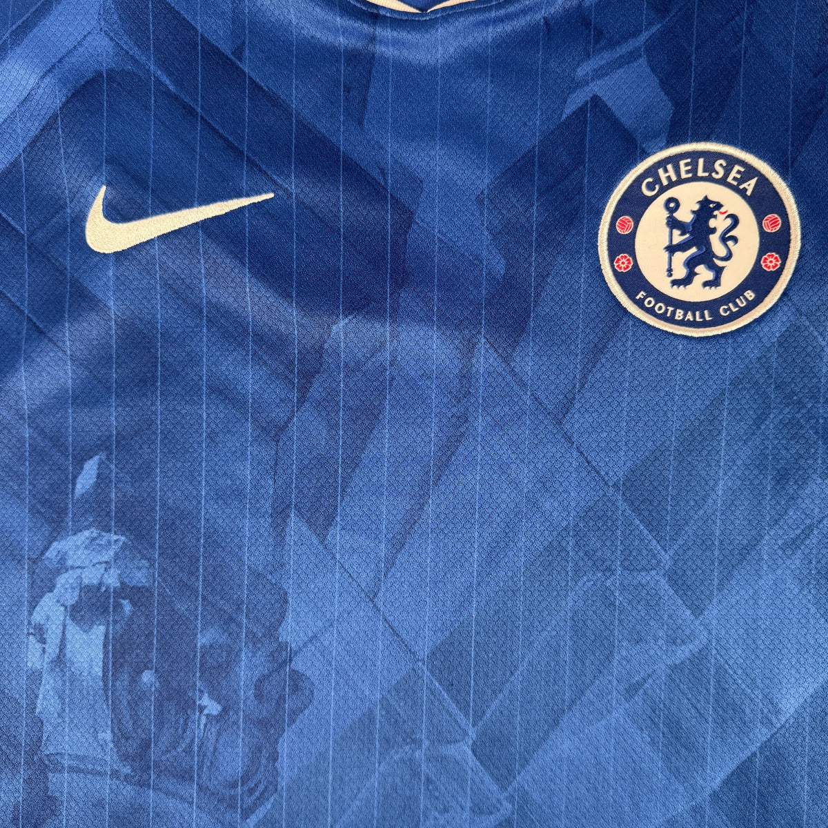 Close-up of Chelsea 2025/2026 home football shirt, size XXL