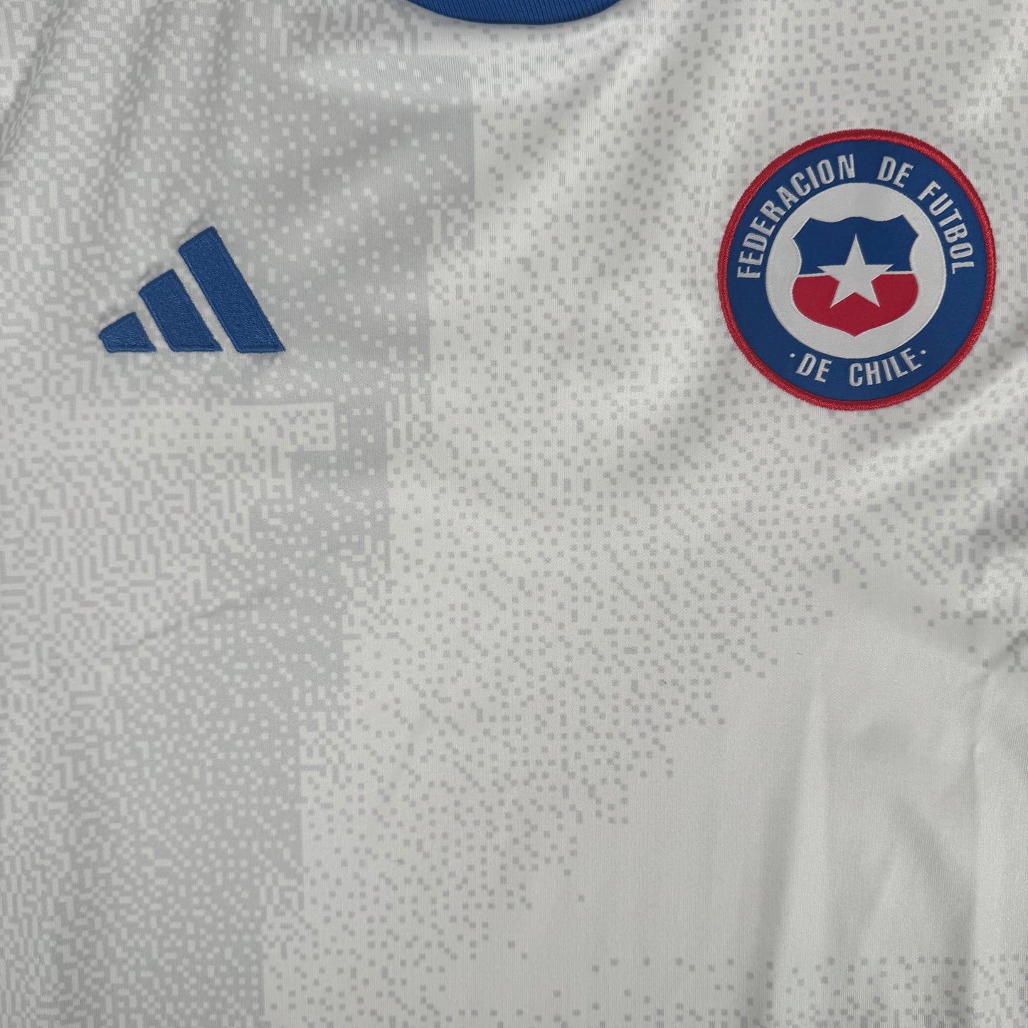 Chile 2022/2023/2024 Away Football Shirt Small – Football Shirt Kingdom
