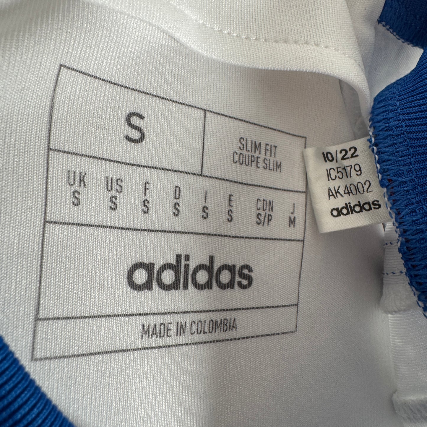 Chile 2022/2023/2024 Away Football Shirt Small – Football Shirt Kingdom