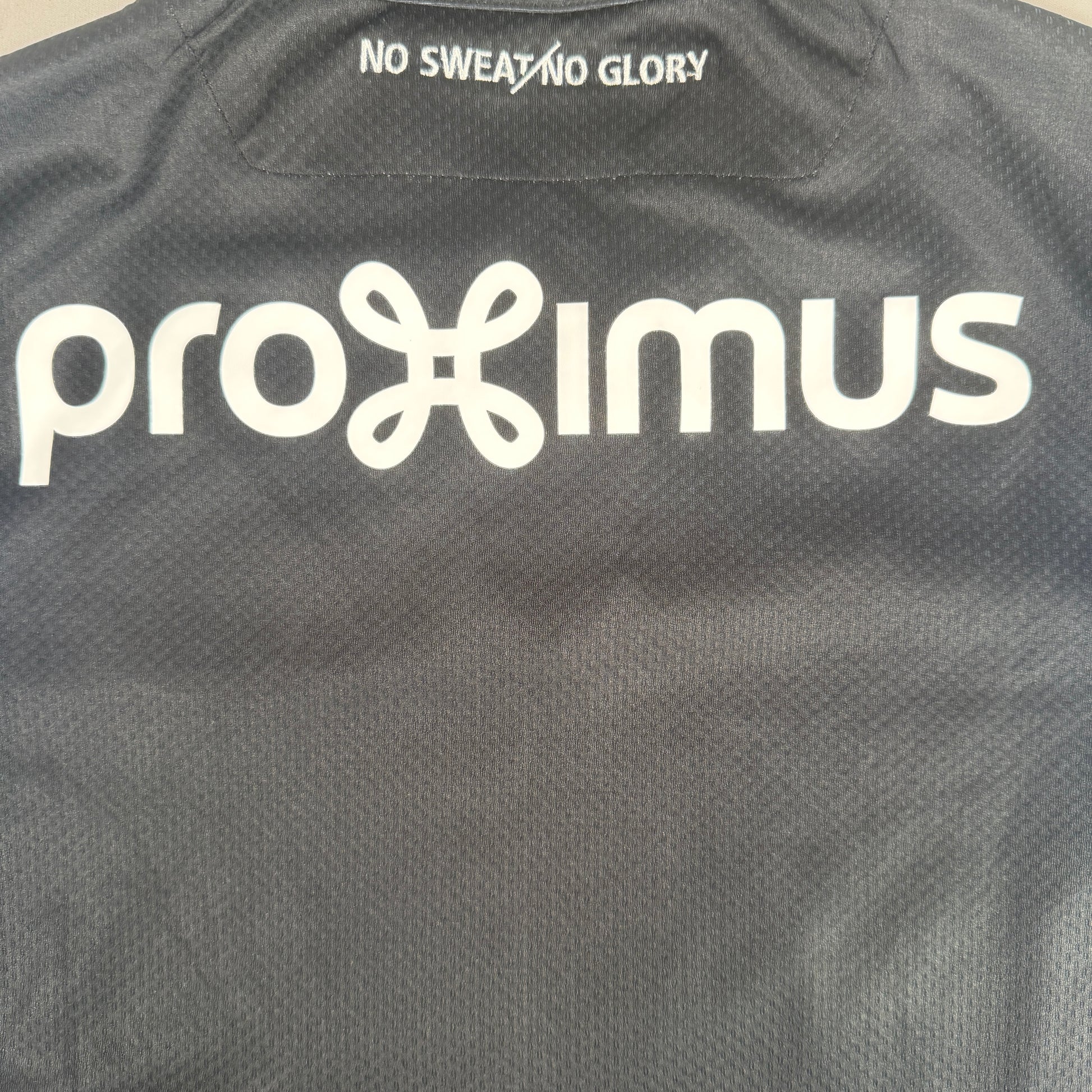 Club Brugge 2018/2019 Home Football Shirt Small – Football Shirt Kingdom