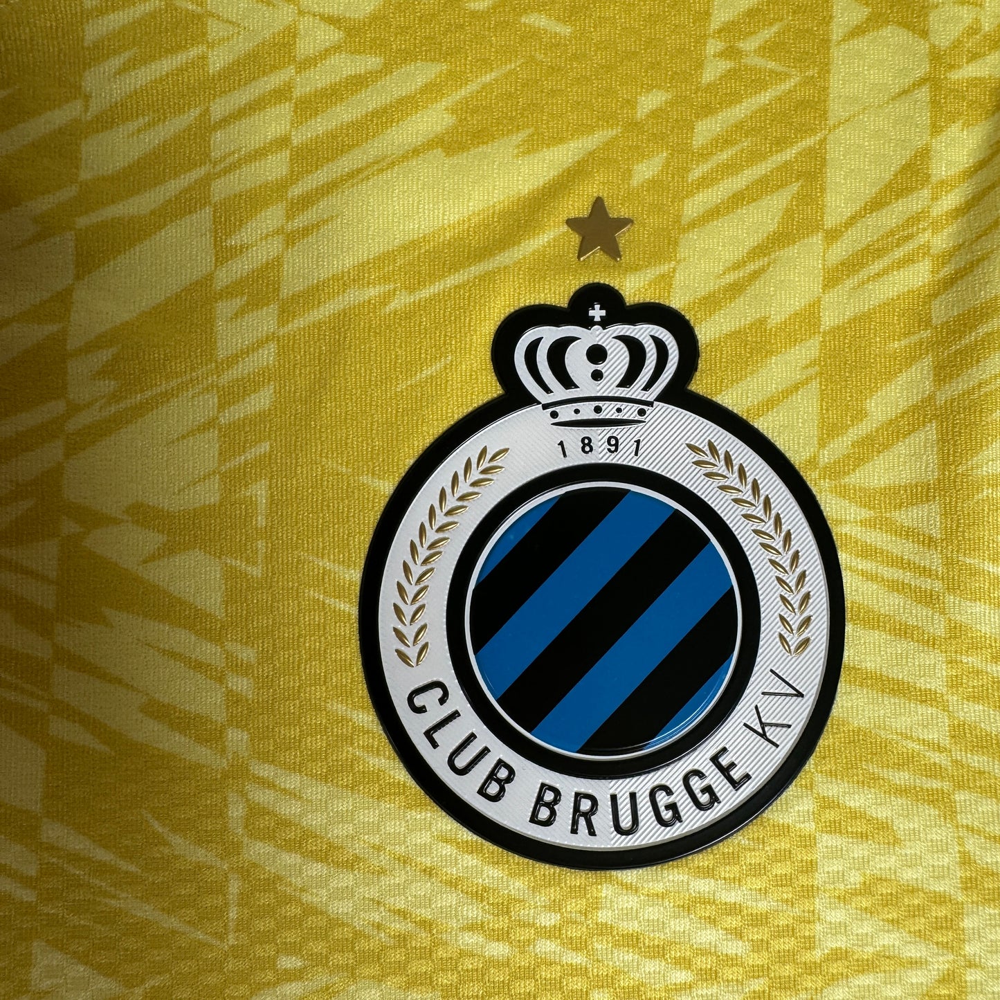 Club Brugge 2024/2025 Goalkeeper Pro Football Shirt XL BNWT – Football Shirt Kingdom