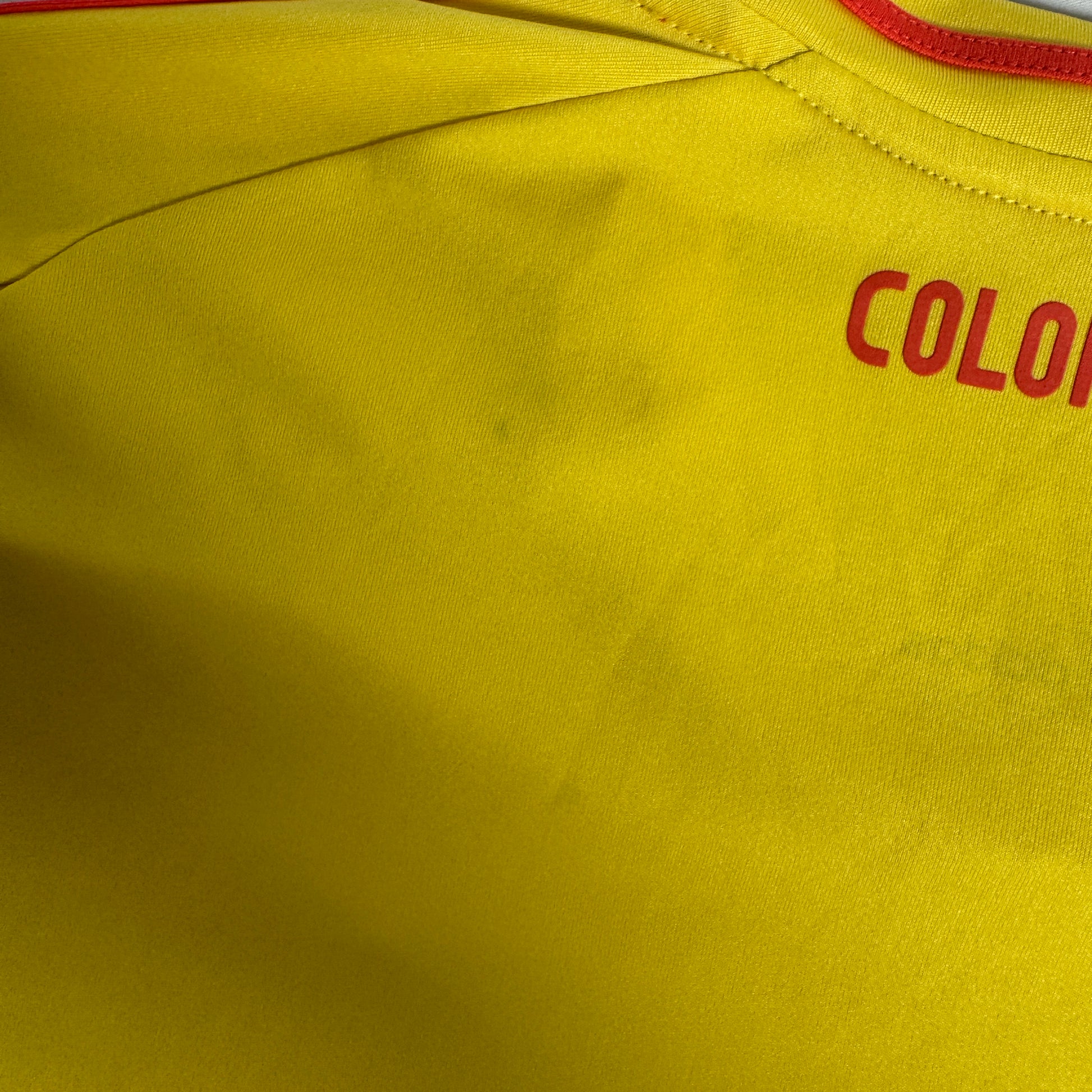 Colombia 2024/2025 Home Football Shirt Large – Football Shirt Kingdom