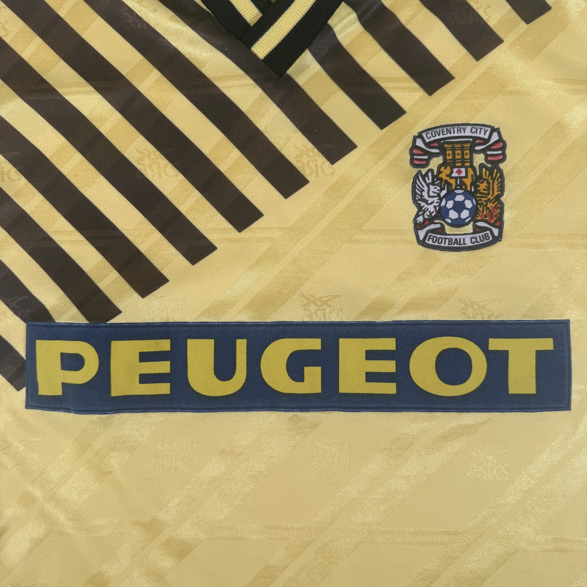 Close-up of Coventry City 1989/1990/1991 away football shirt, size Large