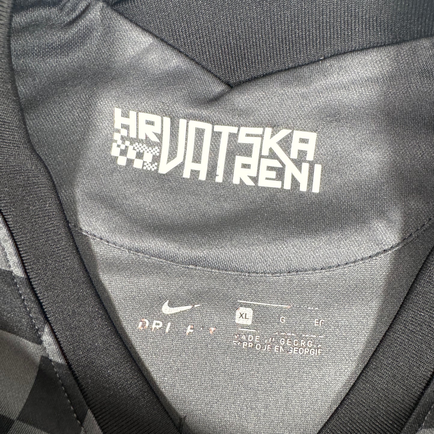 Croatia 2020/2021/2022 Away Football Shirt XL – Football Shirt Kingdom