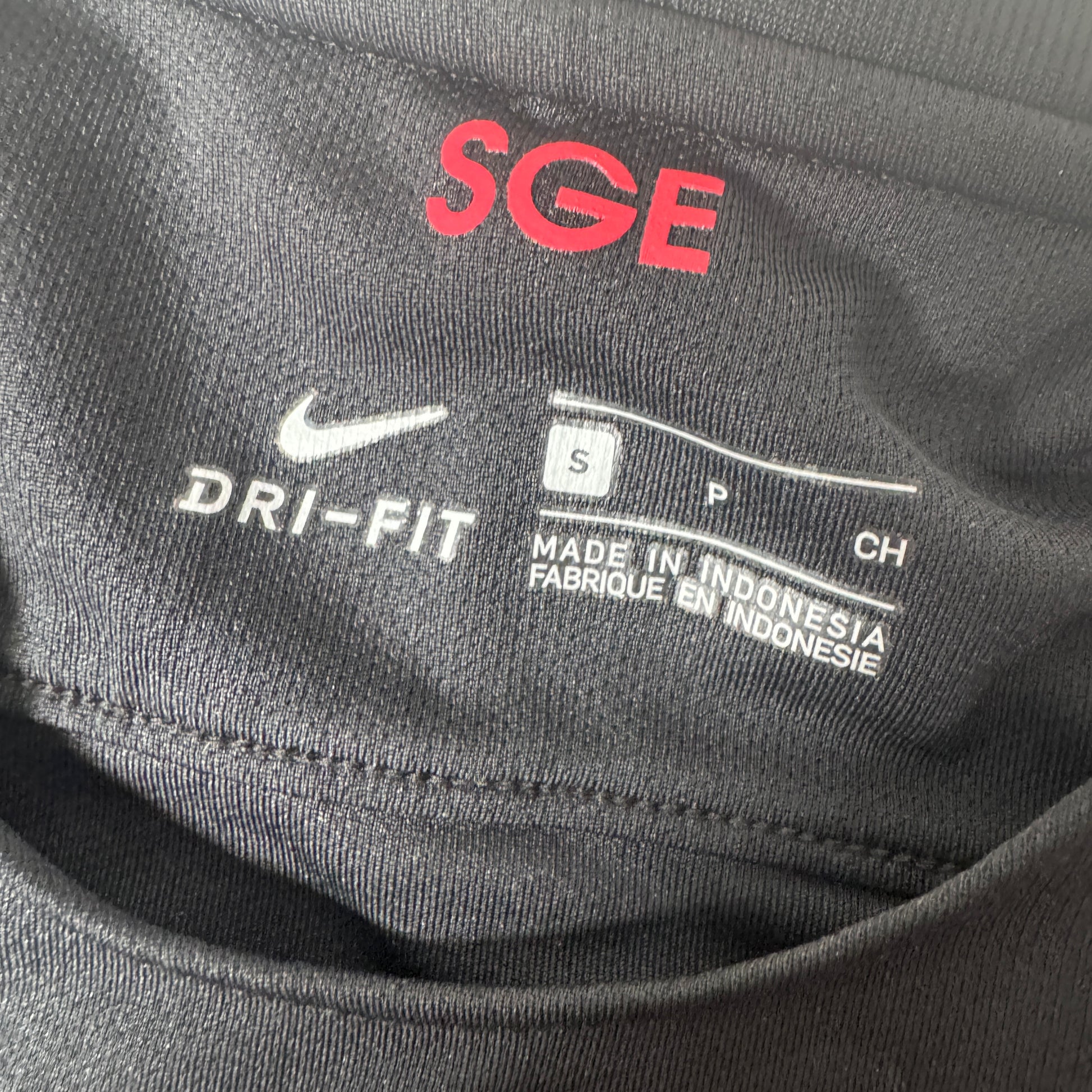 Eintracht Frankfurt 2017/2018 Away Football Shirt Small – Football Shirt Kingdom