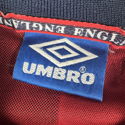 Size label inside England 1998/1999/2000 away football shirt, size Medium