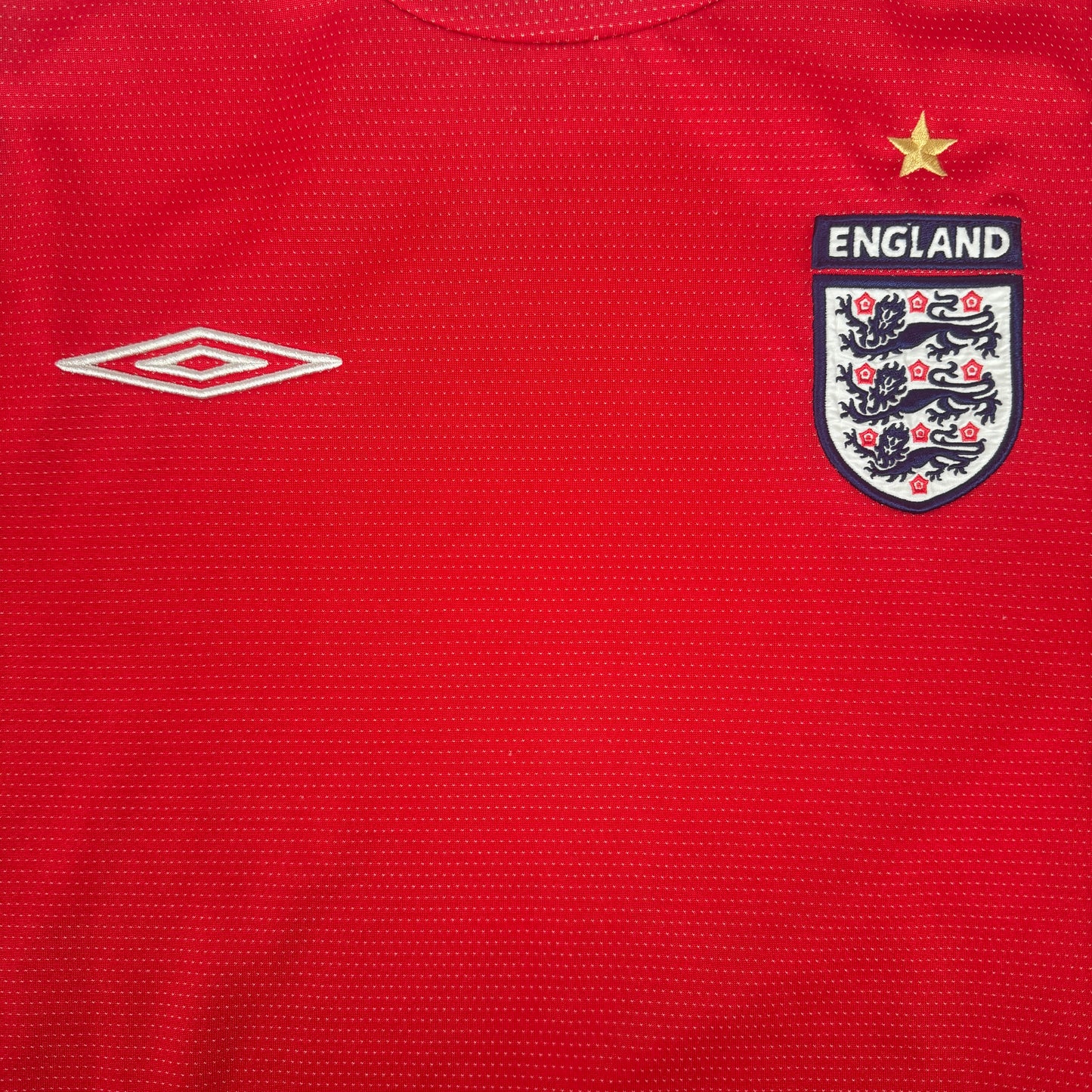 England 2004/2005/2006 Away Football Shirt Large – Football Shirt Kingdom