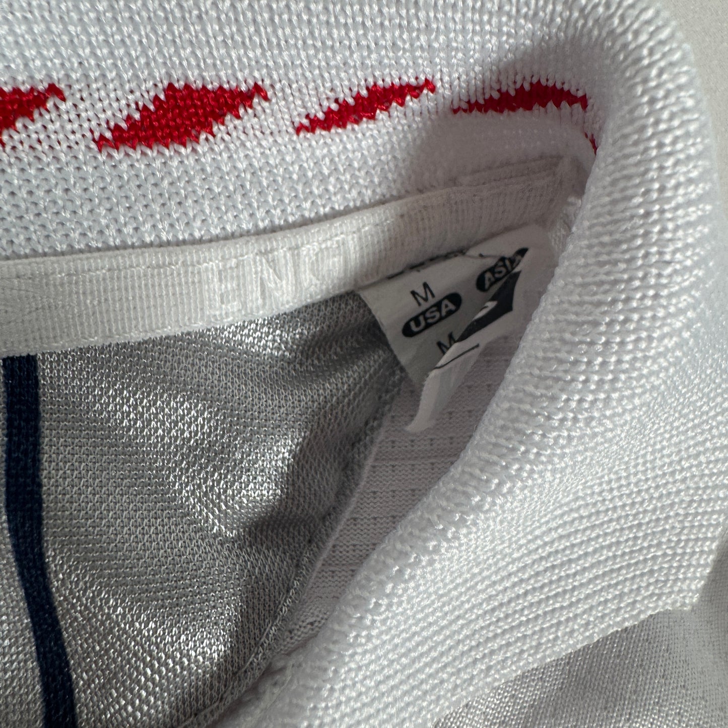 ROONEY 9 England 2006/2007/2008 Home Football Shirt Medium – Football Shirt Kingdom