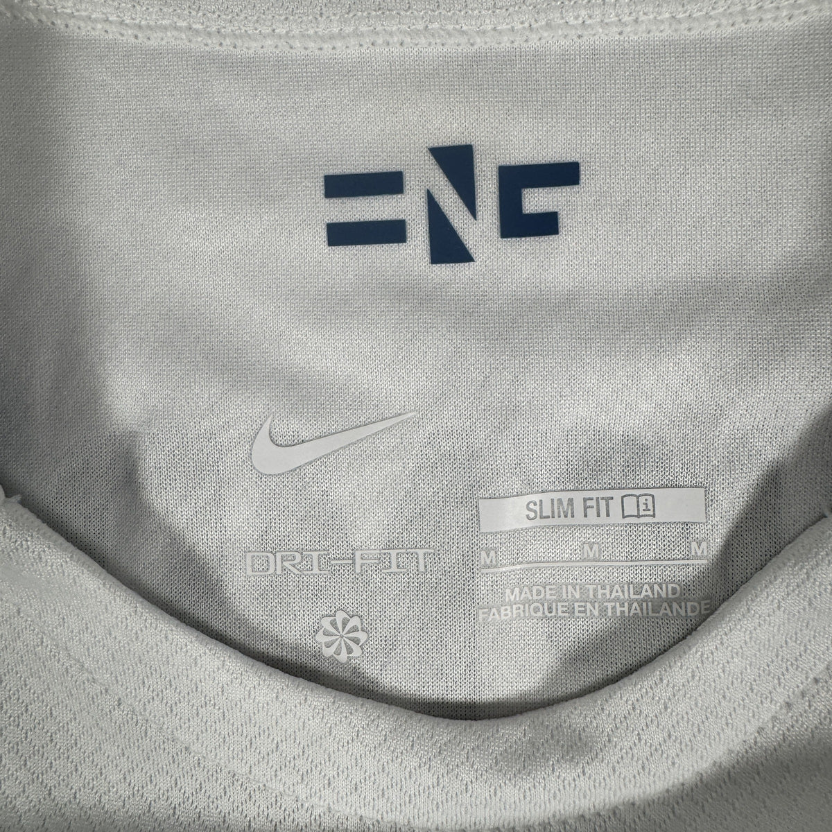 England 2023/2024 home football shirt, size Medium