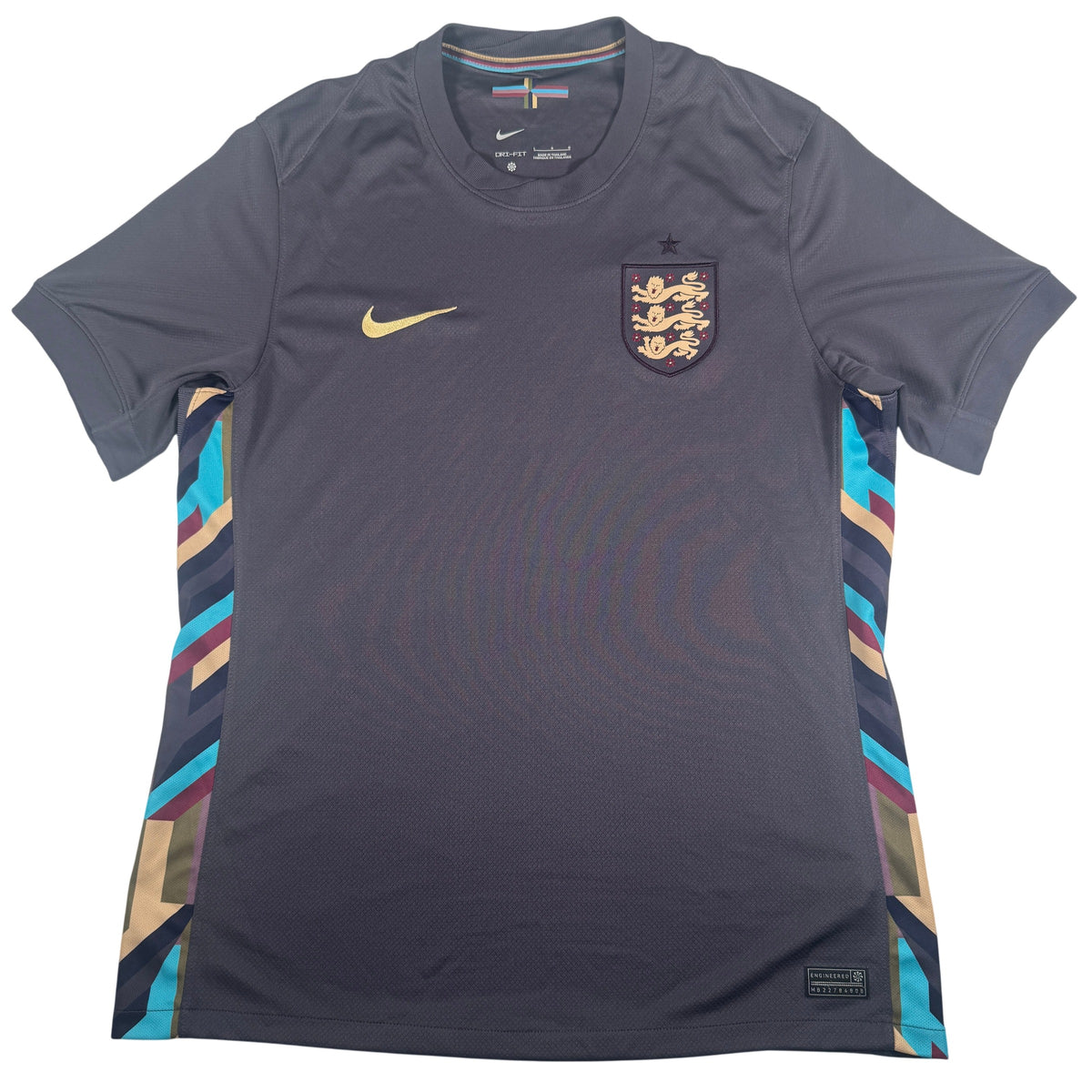 Front of England 2024/2025/2026 away football shirt, size Large