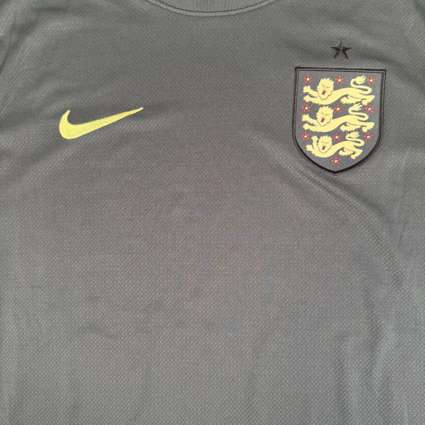 England 2024/2025/2026 Away Football Shirt Medium