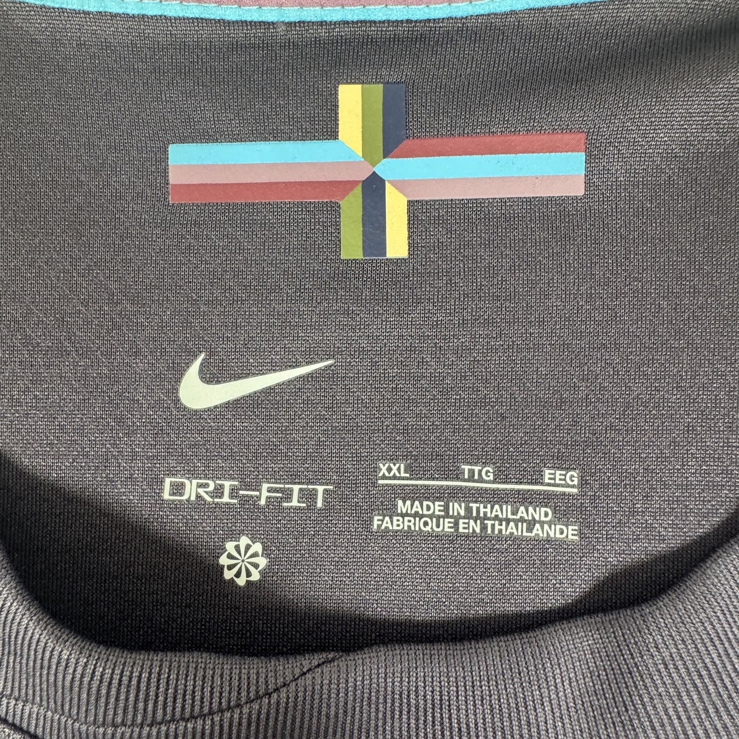 England 2024/2025/2026 Away Football Shirt XXL BNWT