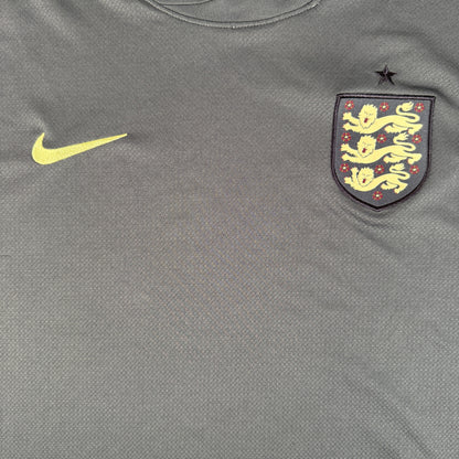 Close-up of England 2024/2025/2026 away football shirt, size XXL