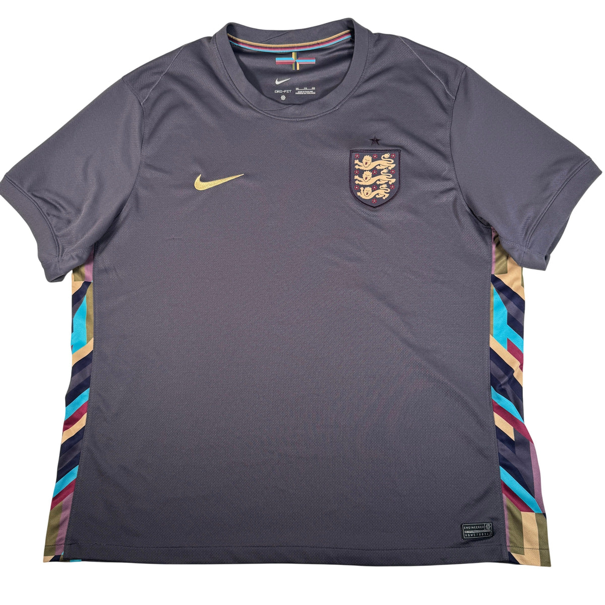 Front of England 2024/2025/2026 away football shirt, size XXL