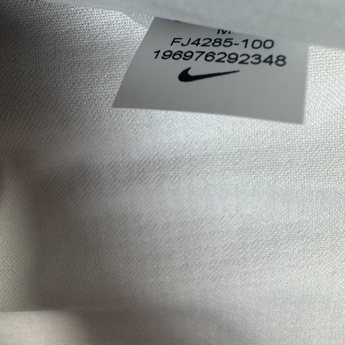 England 2024/2025/2026 Home Football Shirt Medium BNWT