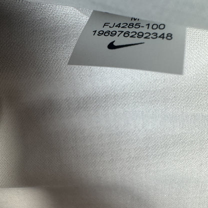 England 2024/2025/2026 Home Football Shirt Medium BNWT