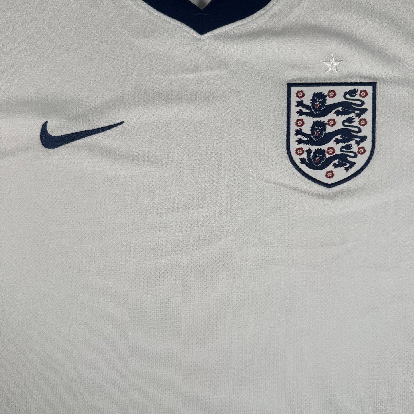 England 2024/2025/2026 Home Football Shirt XL