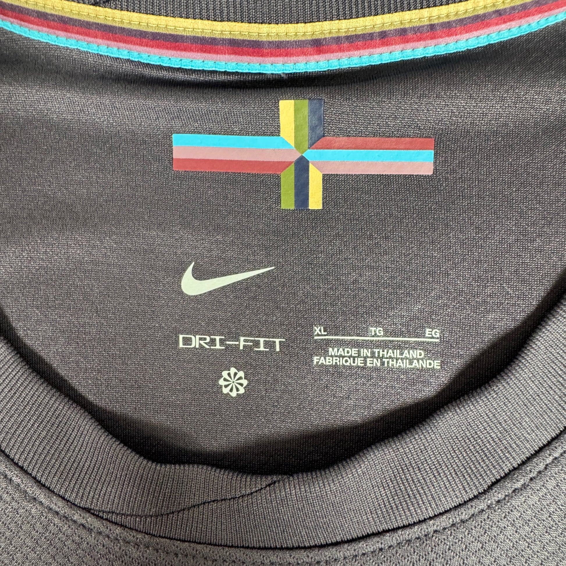 England 2024/2025 Away Football Shirt XL – Football Shirt Kingdom