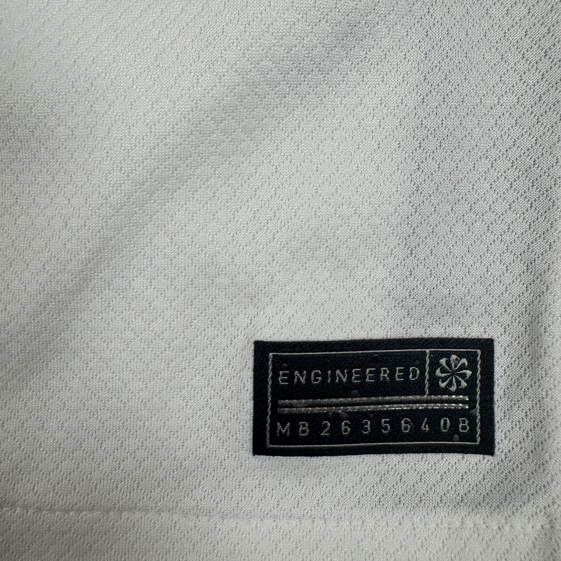 England 2024/2025 Home Football Shirt Small – Football Shirt Kingdom