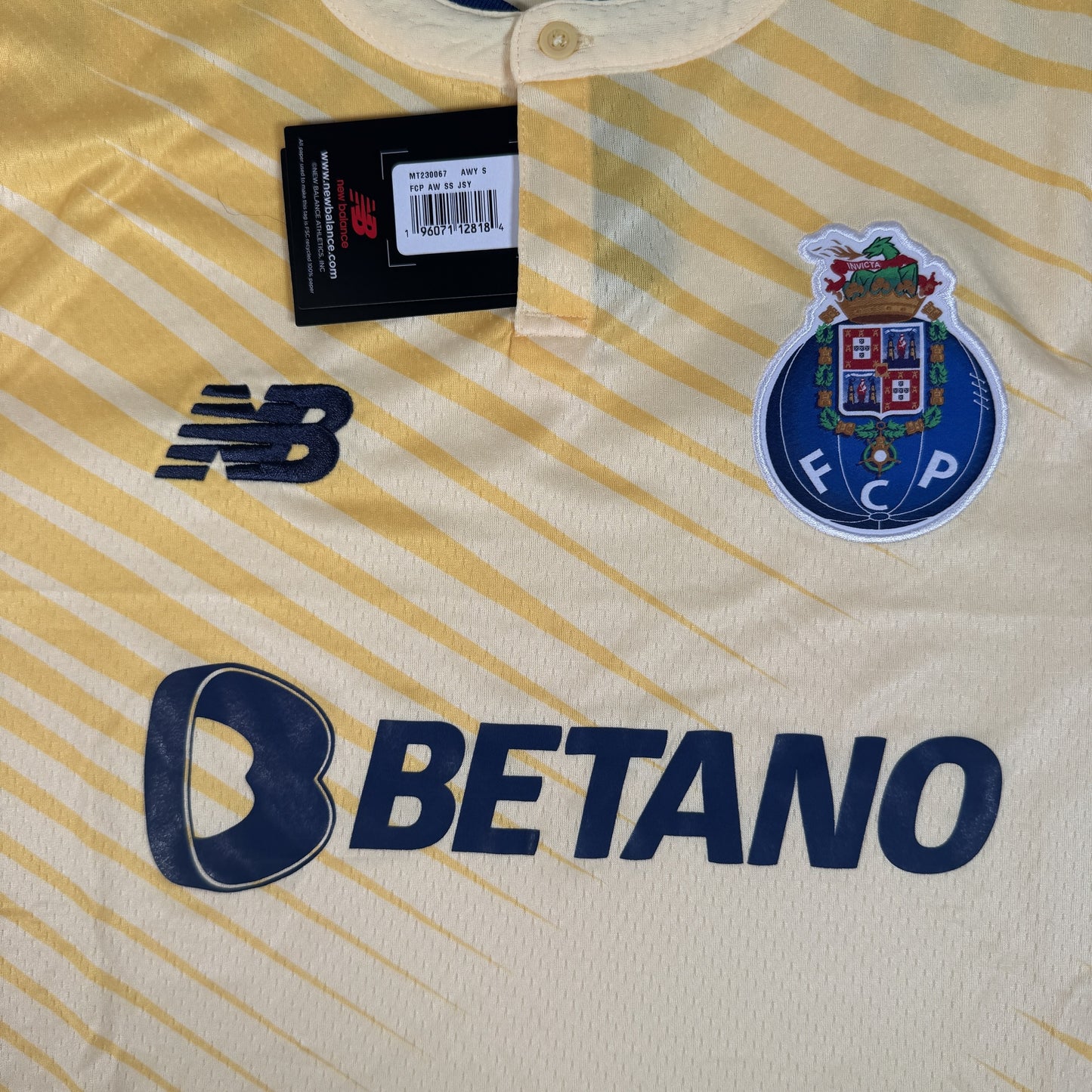 FC Porto 2022/2023 Away Football Shirt Small BNWT