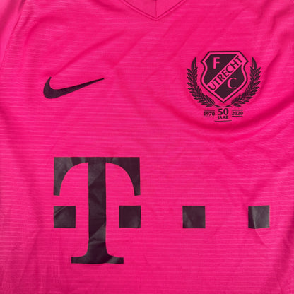 FC Utrecht 2020/2021 Third Football Shirt Medium – Football Shirt Kingdom