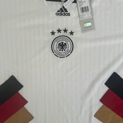 Germany 2022/2023 Icon Football Shirt Medium BNWT — front close-up