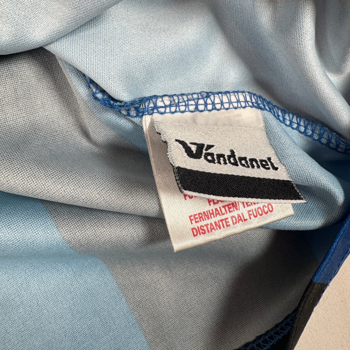 Gillingham 2010/2011 Home Football Shirt Small – Football Shirt Kingdom