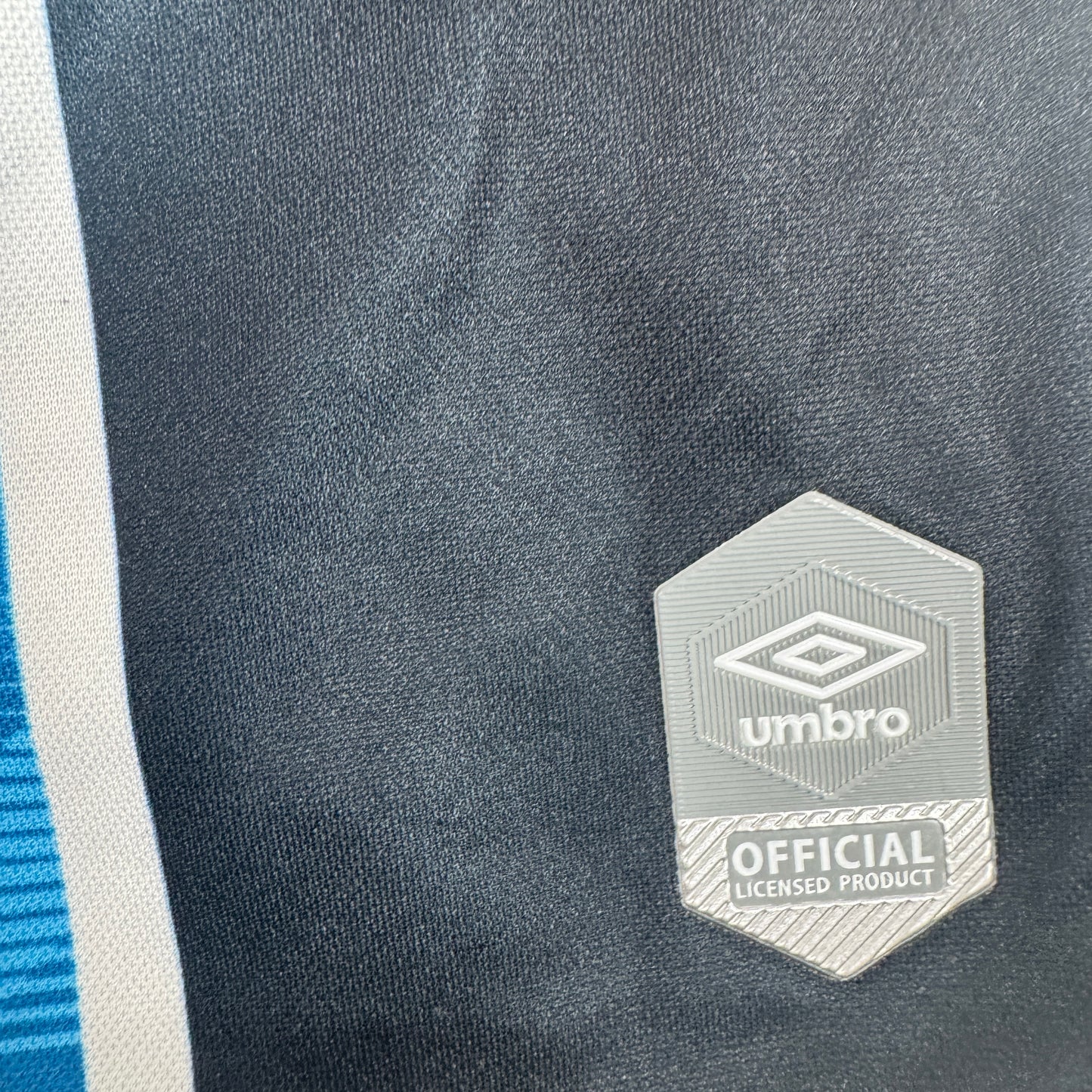 Gremio 2020/2021 Home Football Shirt Medium – Football Shirt Kingdom
