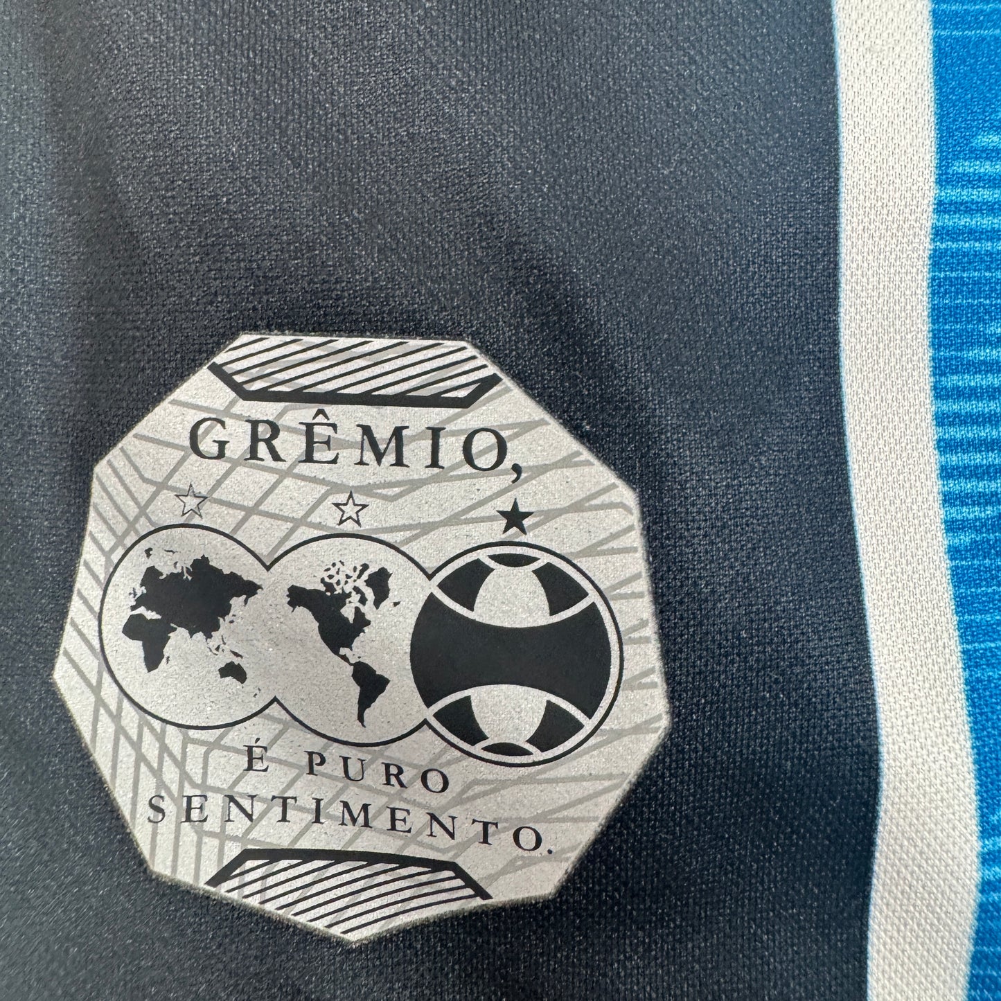 Gremio 2020/2021 Home Football Shirt Medium – Football Shirt Kingdom