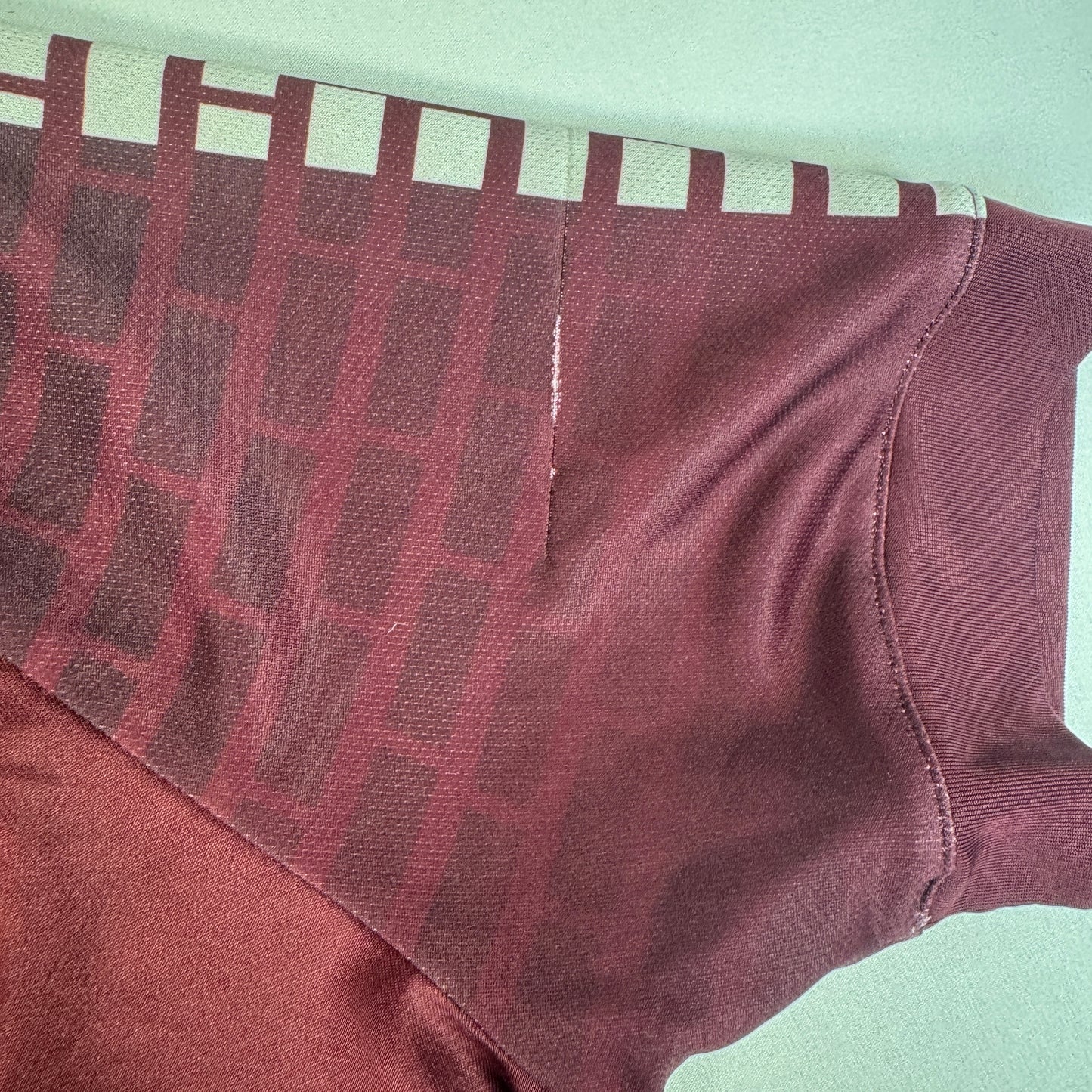 Heart of Midlothian 2023/2024 Home Football Shirt Small – Football Shirt Kingdom