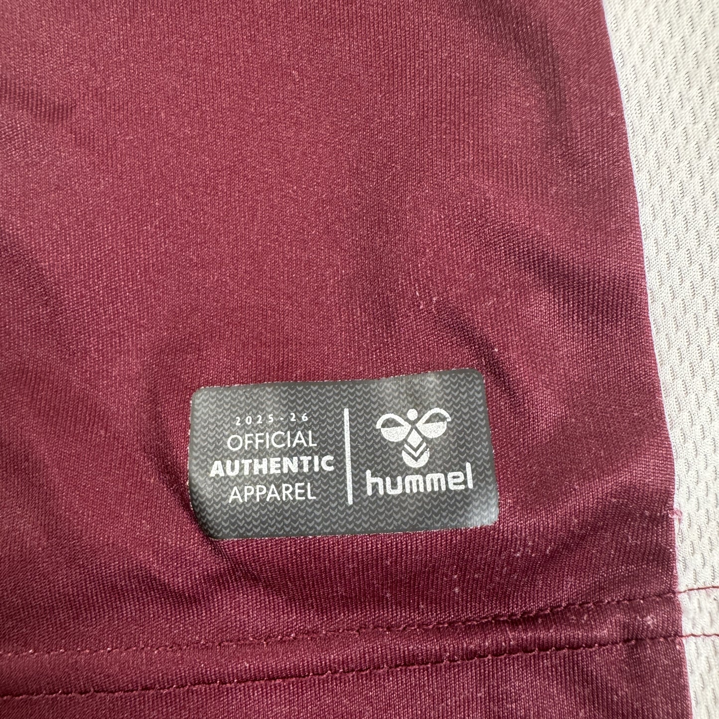 Heart of Midlothian 2025/2026 Home Football Shirt Medium