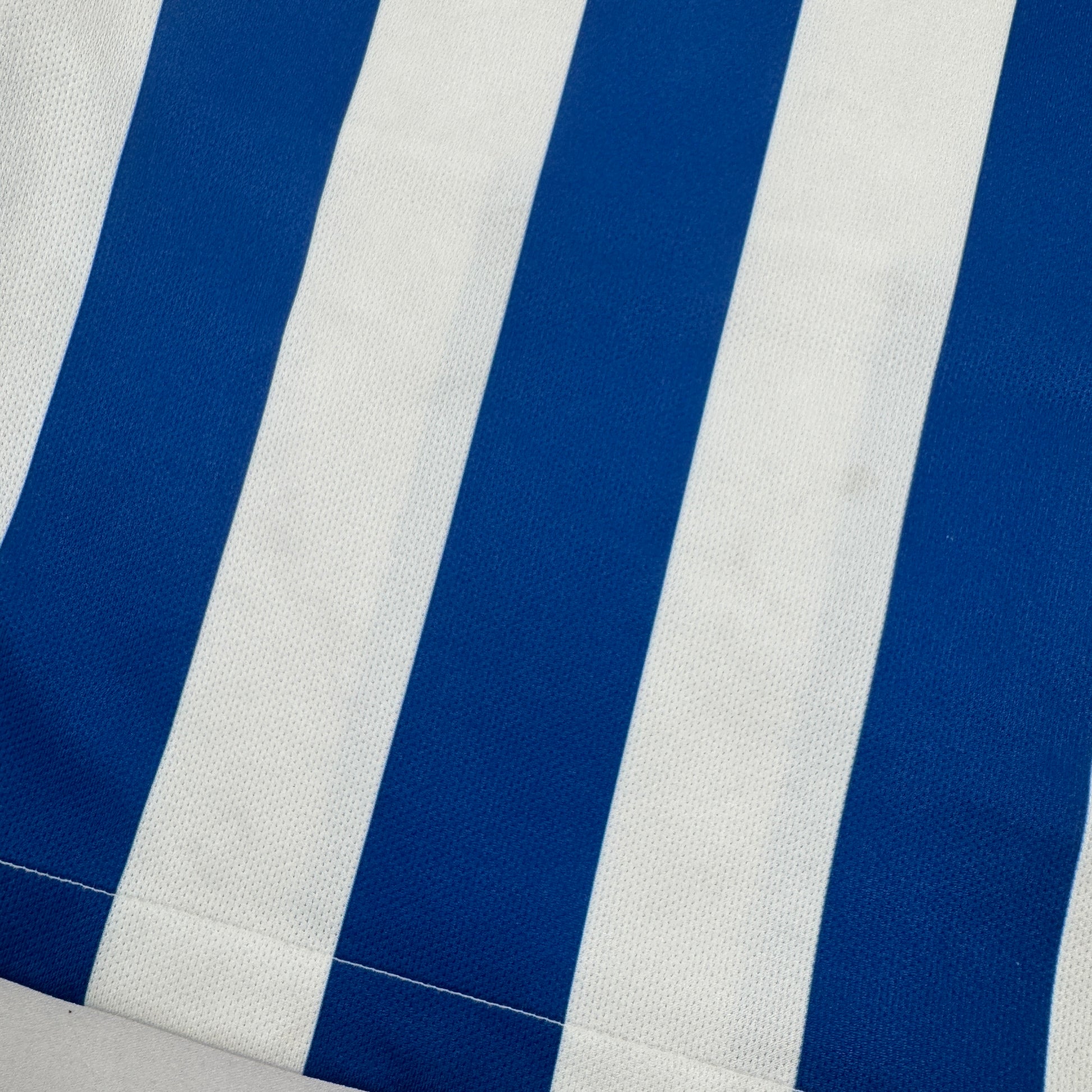 Hertha Berlin 2017/2018 Home Football Shirt Small – Football Shirt Kingdom