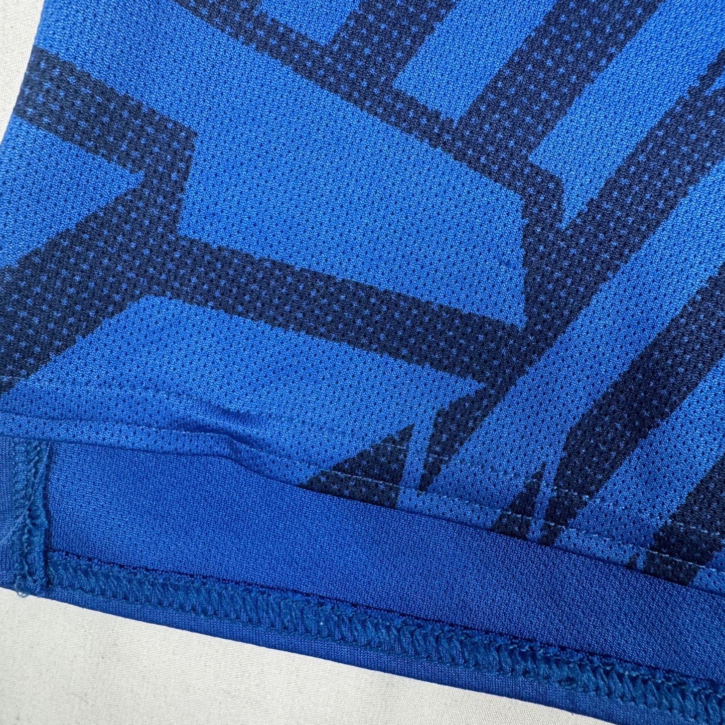 Ipswich Town 2022/2023 Home Football Shirt Large – Football Shirt Kingdom