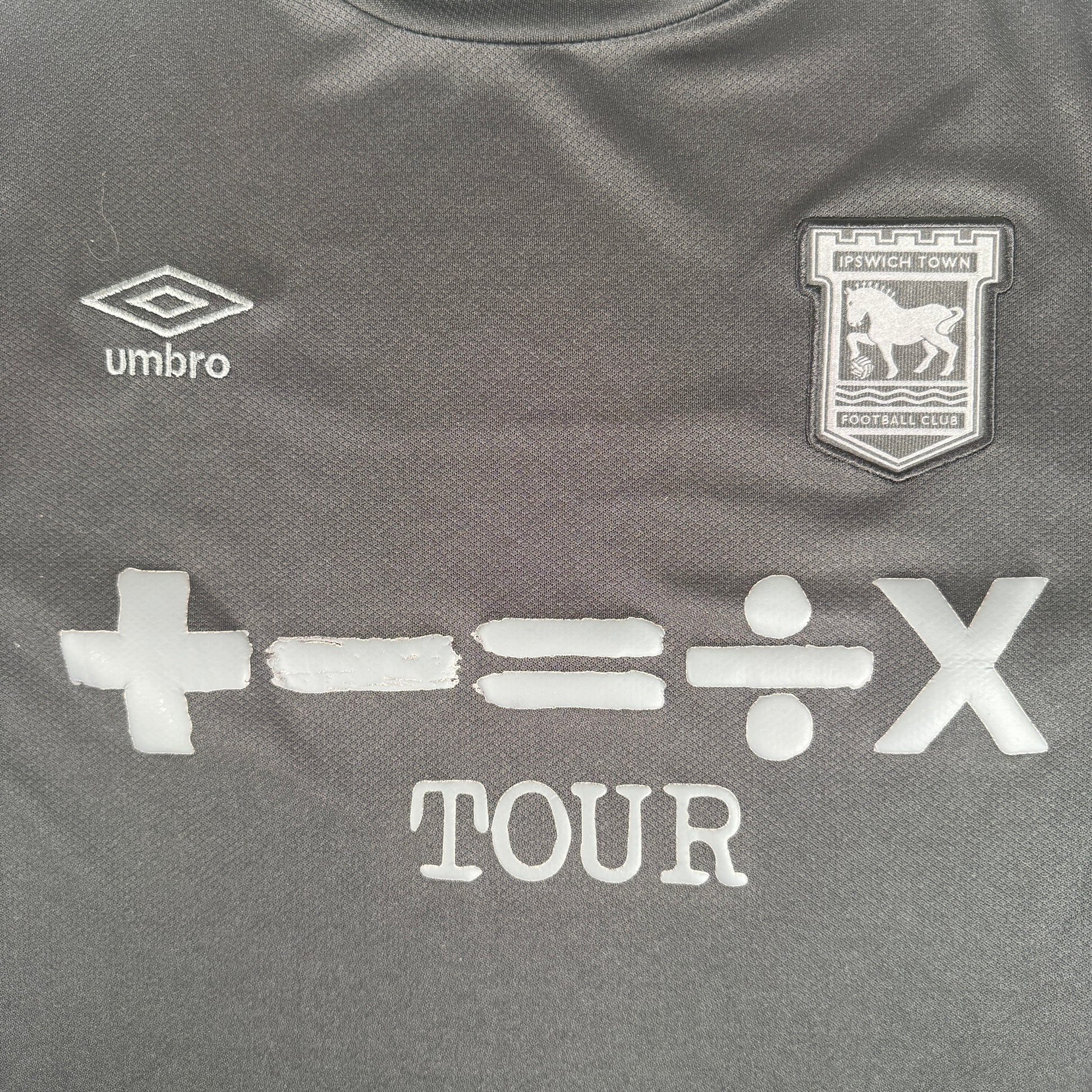 Ipswich Town FC 2022/2023 Blacked Out Third Football Shirt 2XL – Football Shirt Kingdom