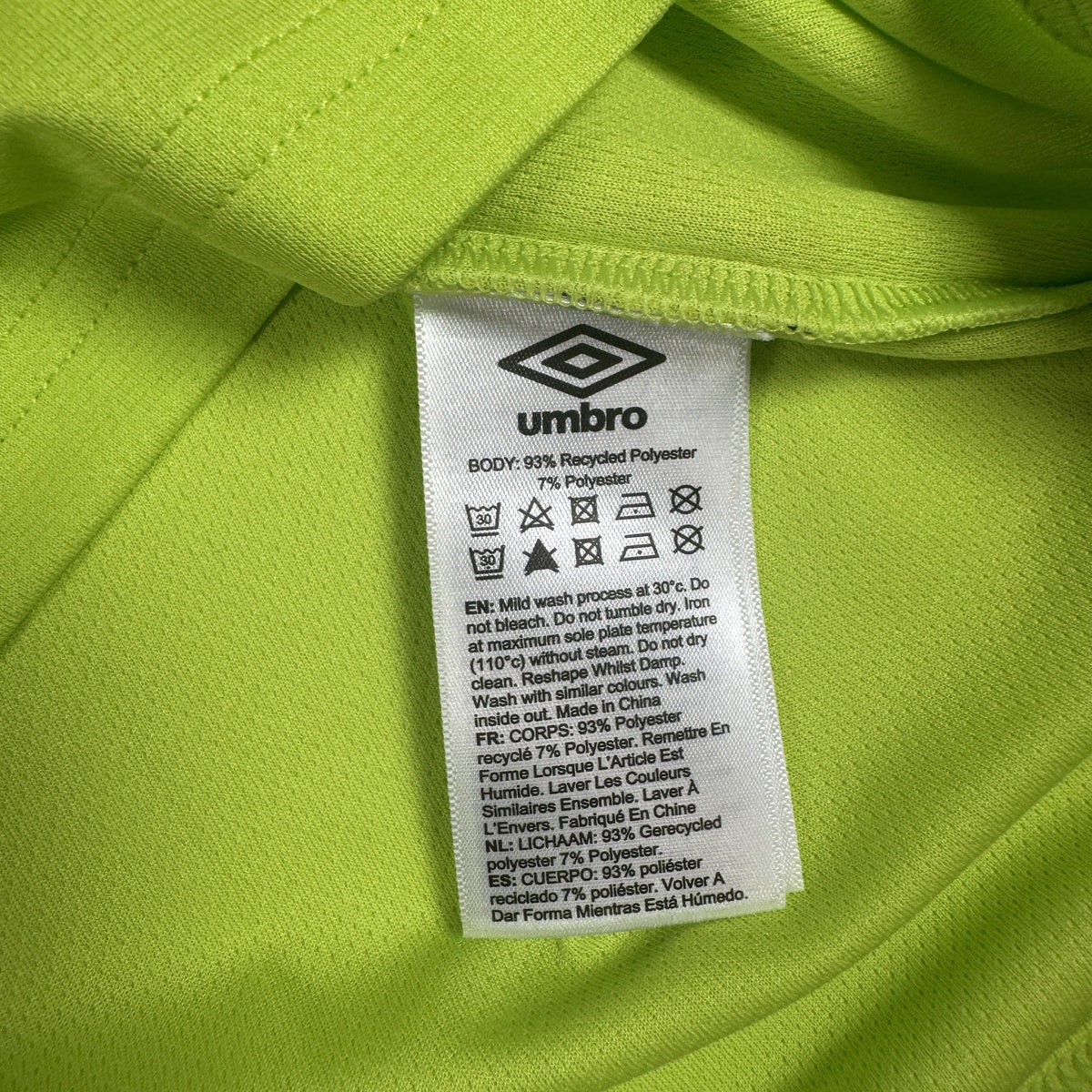 Ipswich Town 2025/2026 Goalkeeper Football Shirt XL BNWT