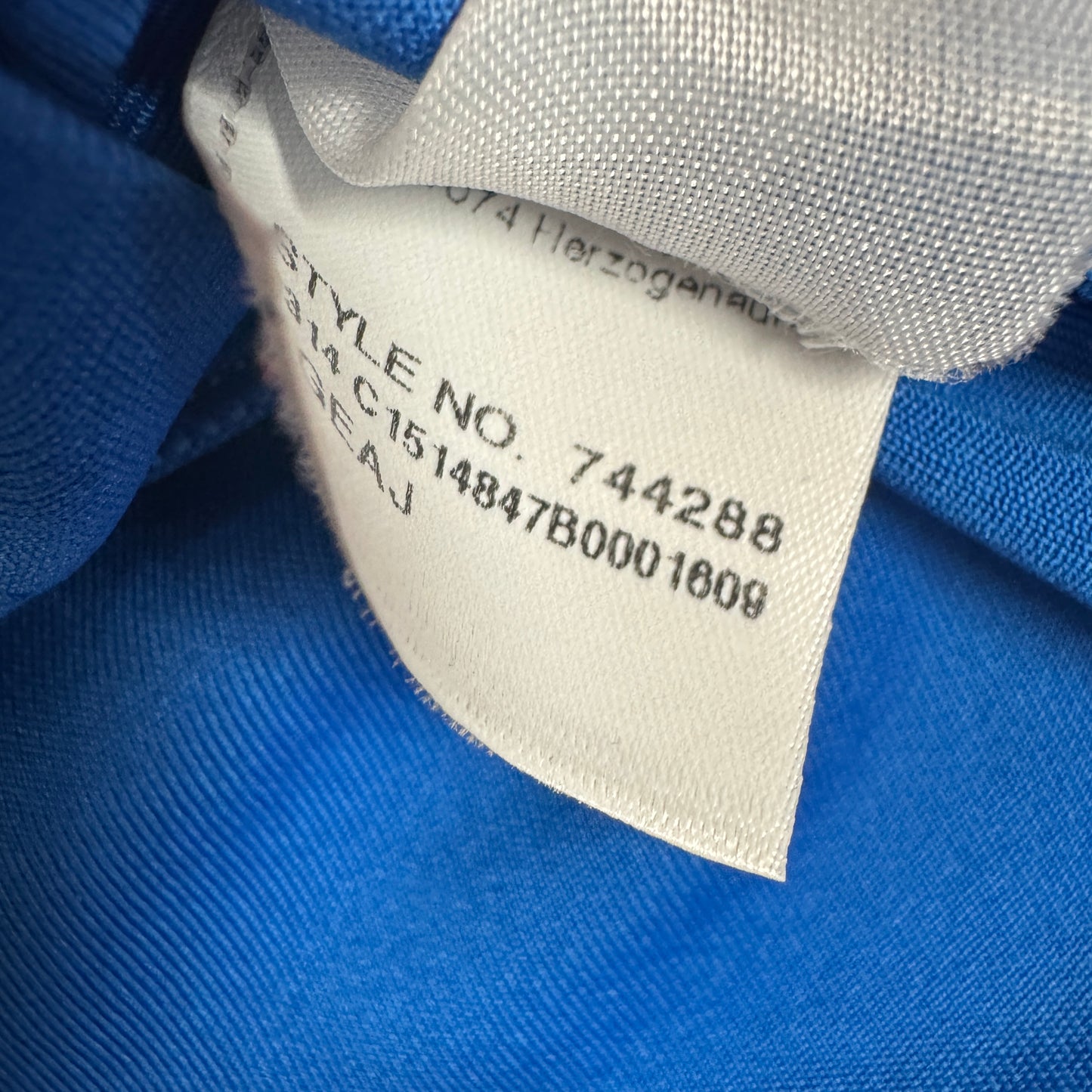 Italy 2014/2015/2016 Home Football Shirt Medium – Football Shirt Kingdom