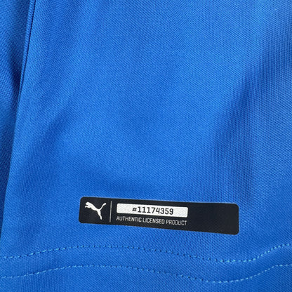 Italy 2018/2019/2020 home football shirt, size Medium