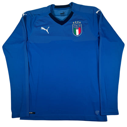 Front of Italy 2018/2019/2020 home football shirt, size Medium