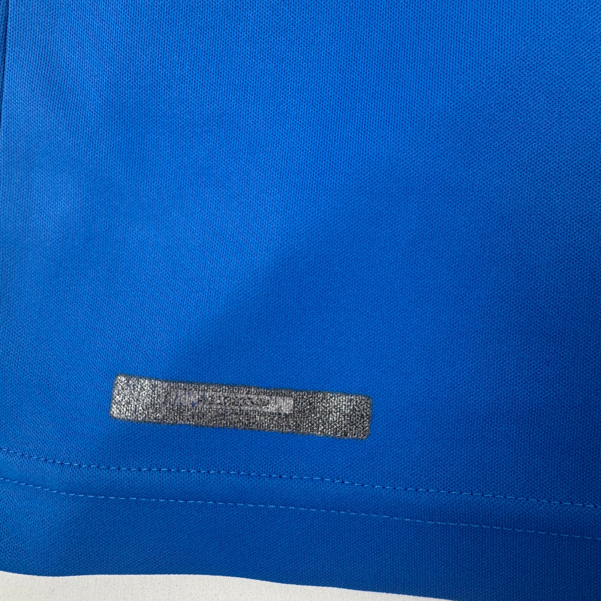 Italy 2018/2019/2020 Home Football Shirt Large – Football Shirt Kingdom