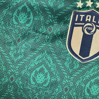 Italy 2019/2020/2021 third football shirt, size Medium